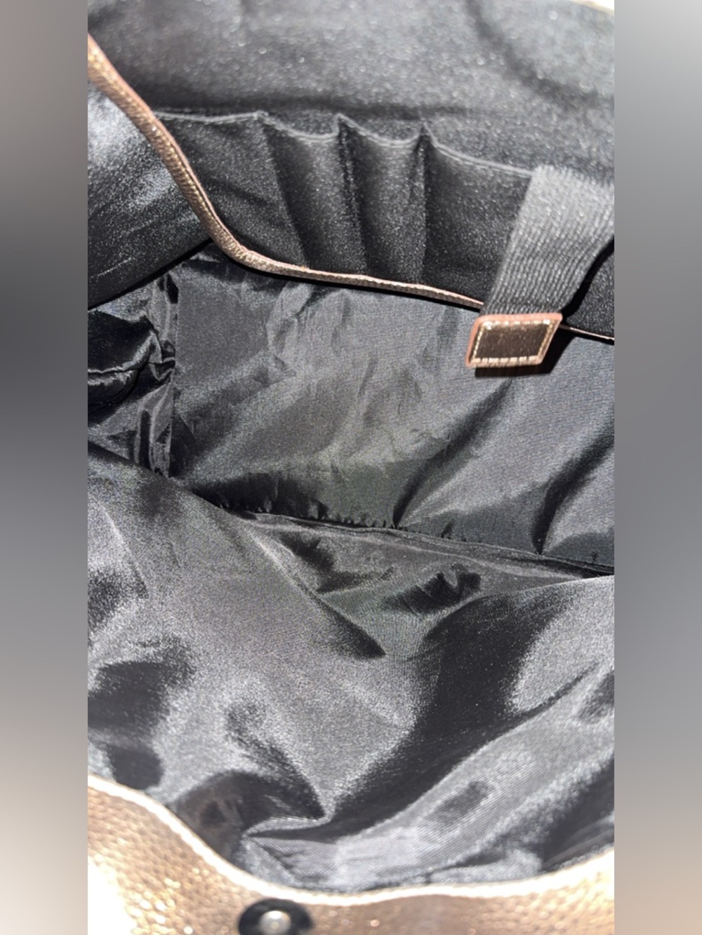New Hand-Painted Metallic Floral Tote purse | One of a Kind | By @delulu_lemons - Picture 8 of 8